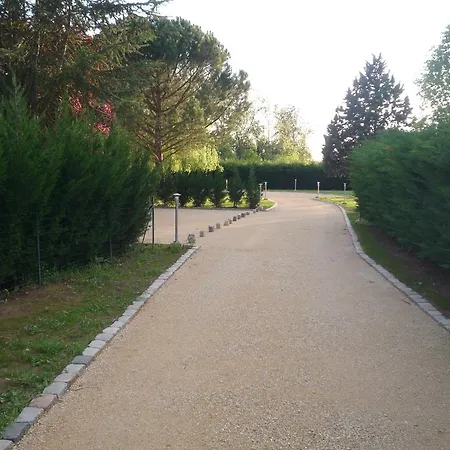 Chambres D'hotes Soleil בית הארחה